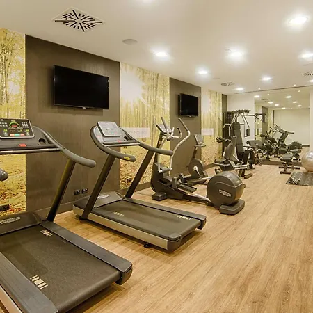 Отель Nh Collection President 5*
